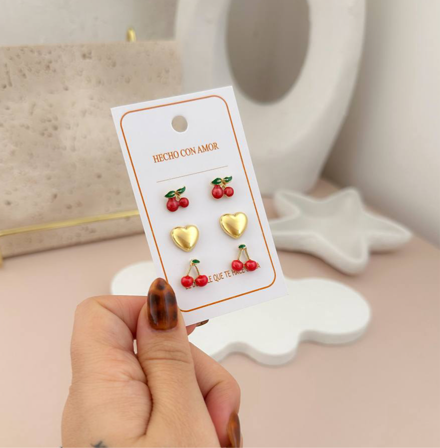 Cerecitas Ear Studs Set