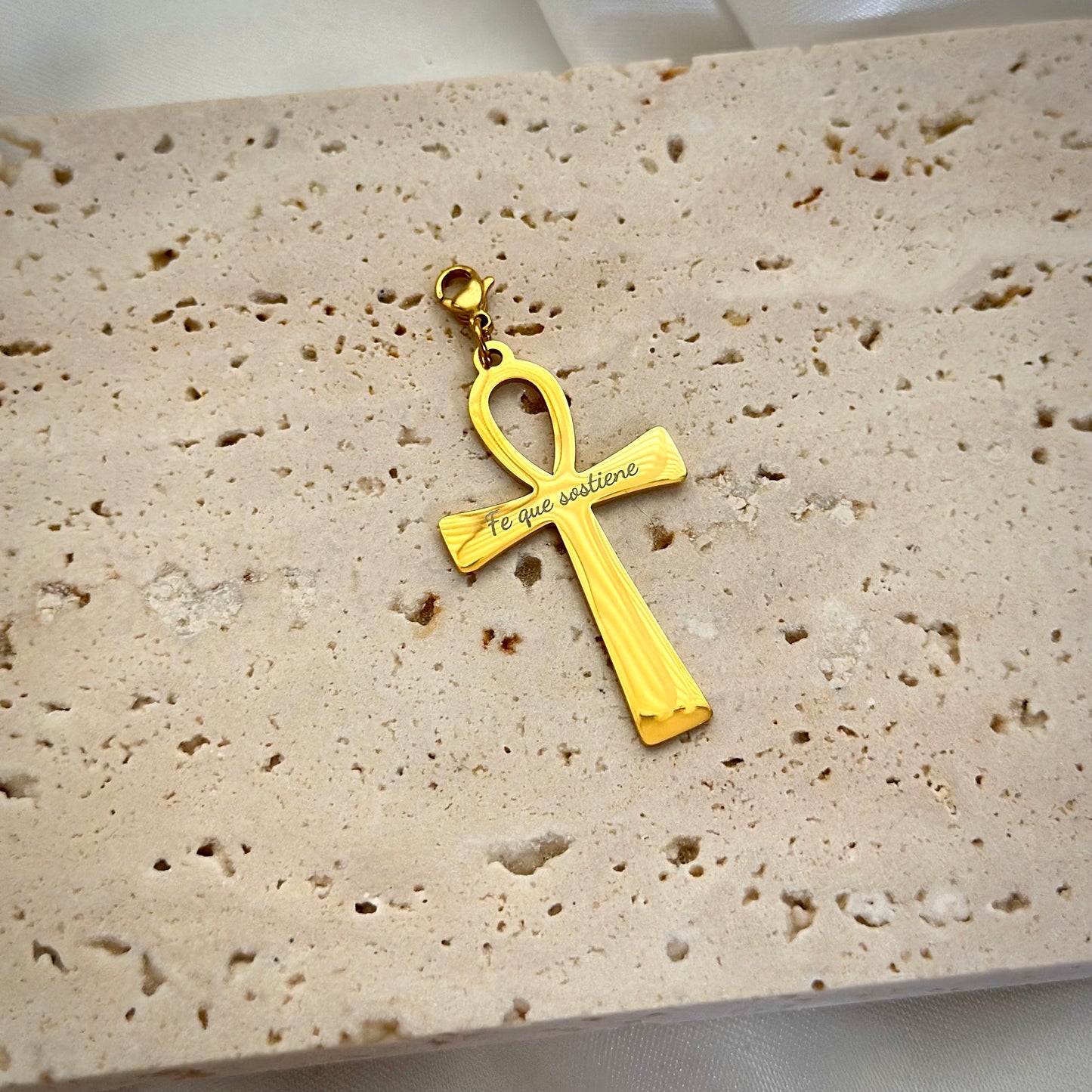 Fe que sostiene- Charm Stainless Steel