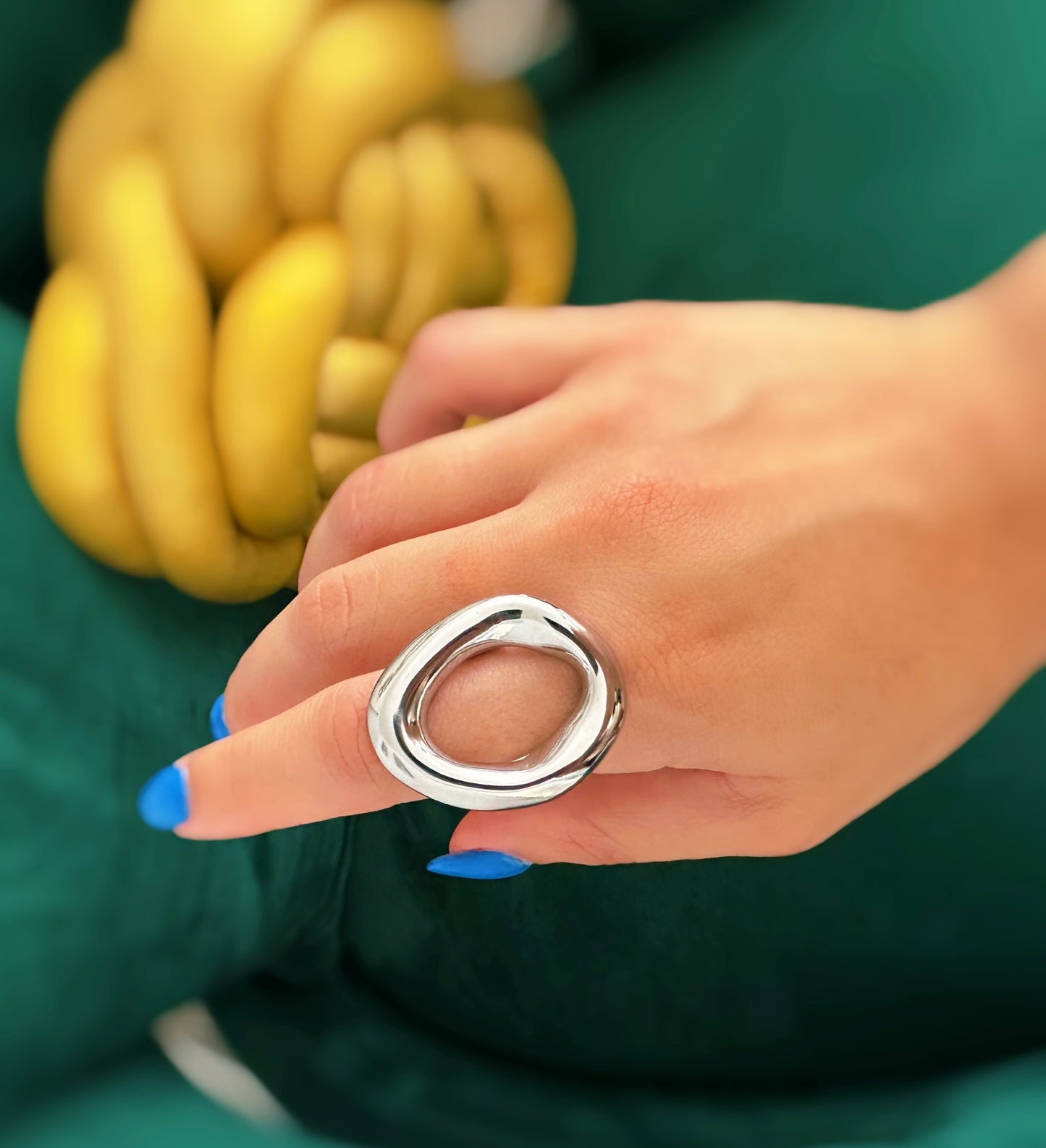 Oval Ring