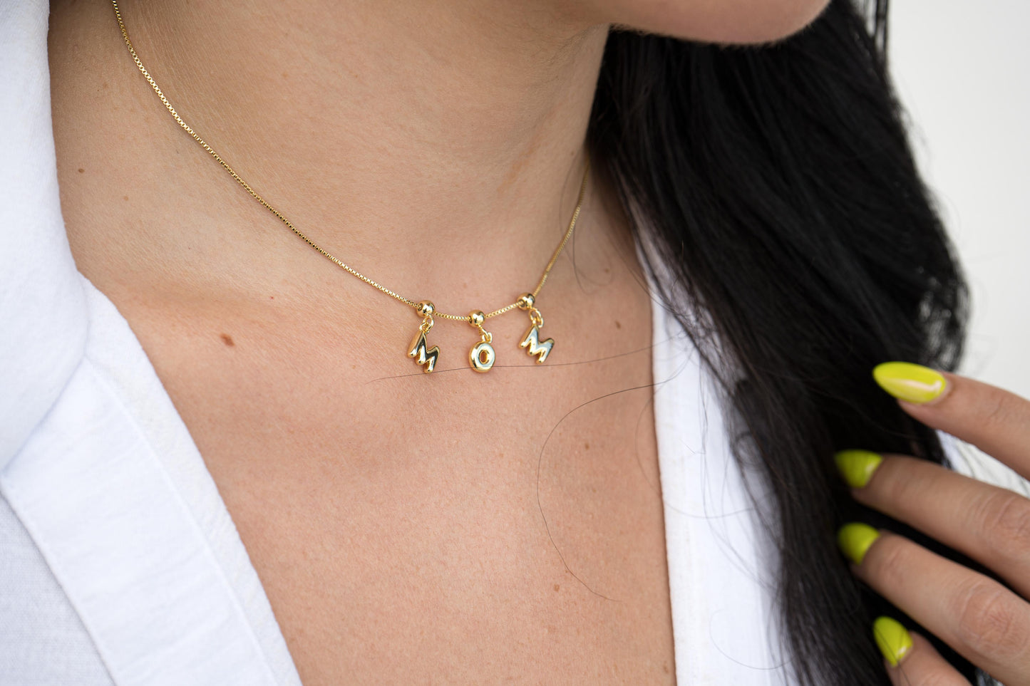 MOM Necklace